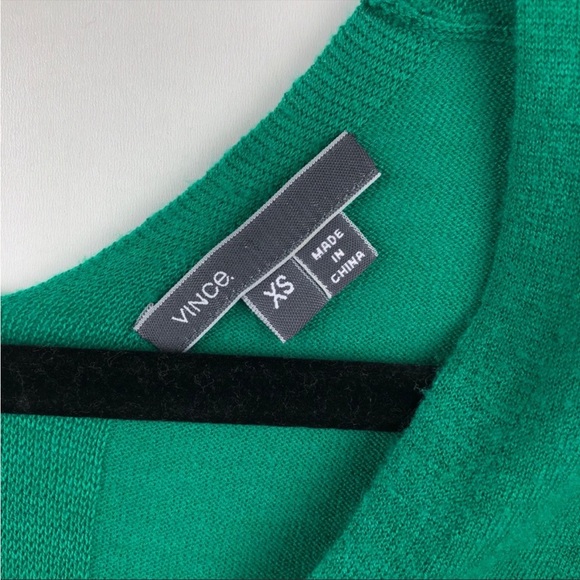 VINCE Double V Neck Oversized Green Sweater XS - Picture 3 of 6